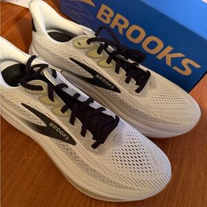 Brooks White NWT MENS ghost 17 Running Shoes